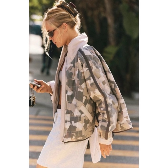 NWT Free People Pippa Packable Puffer Jacket Confetti FP Movement Medium - Picture 8 of 11